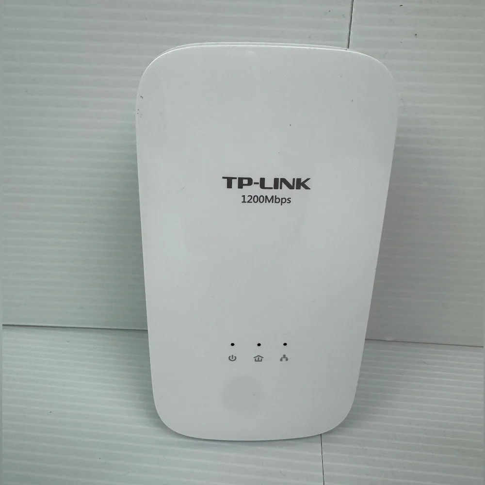 2 TP-LINK Powerline Kit AC1750 Wi-Fi Range Extender AV1200 TL-WPA8730 TL-PA8010